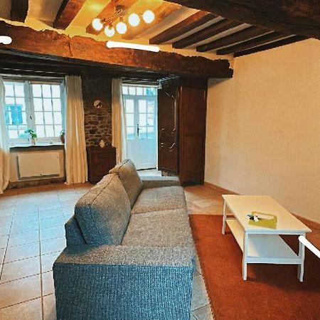 Вилла Chez Alice - Isigny Le Buat Экстерьер фото